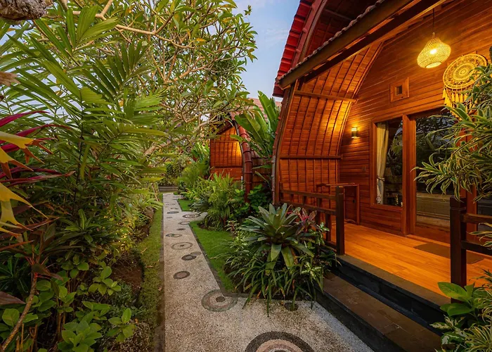 Hotel Cove Jiwana